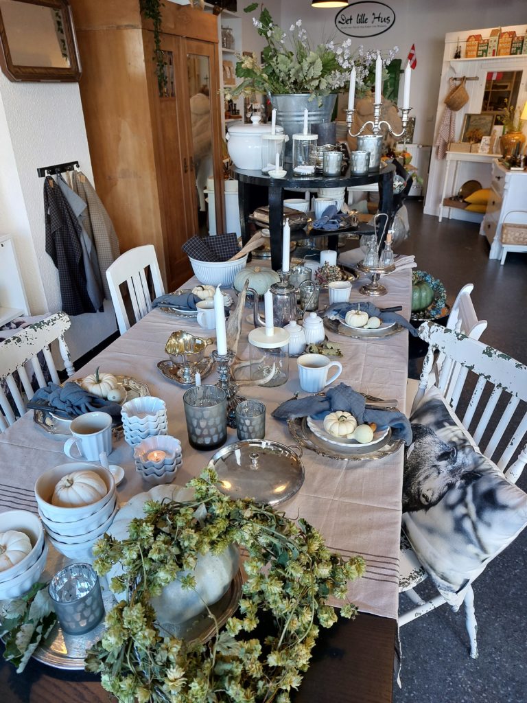 Gedeckte Tafel…