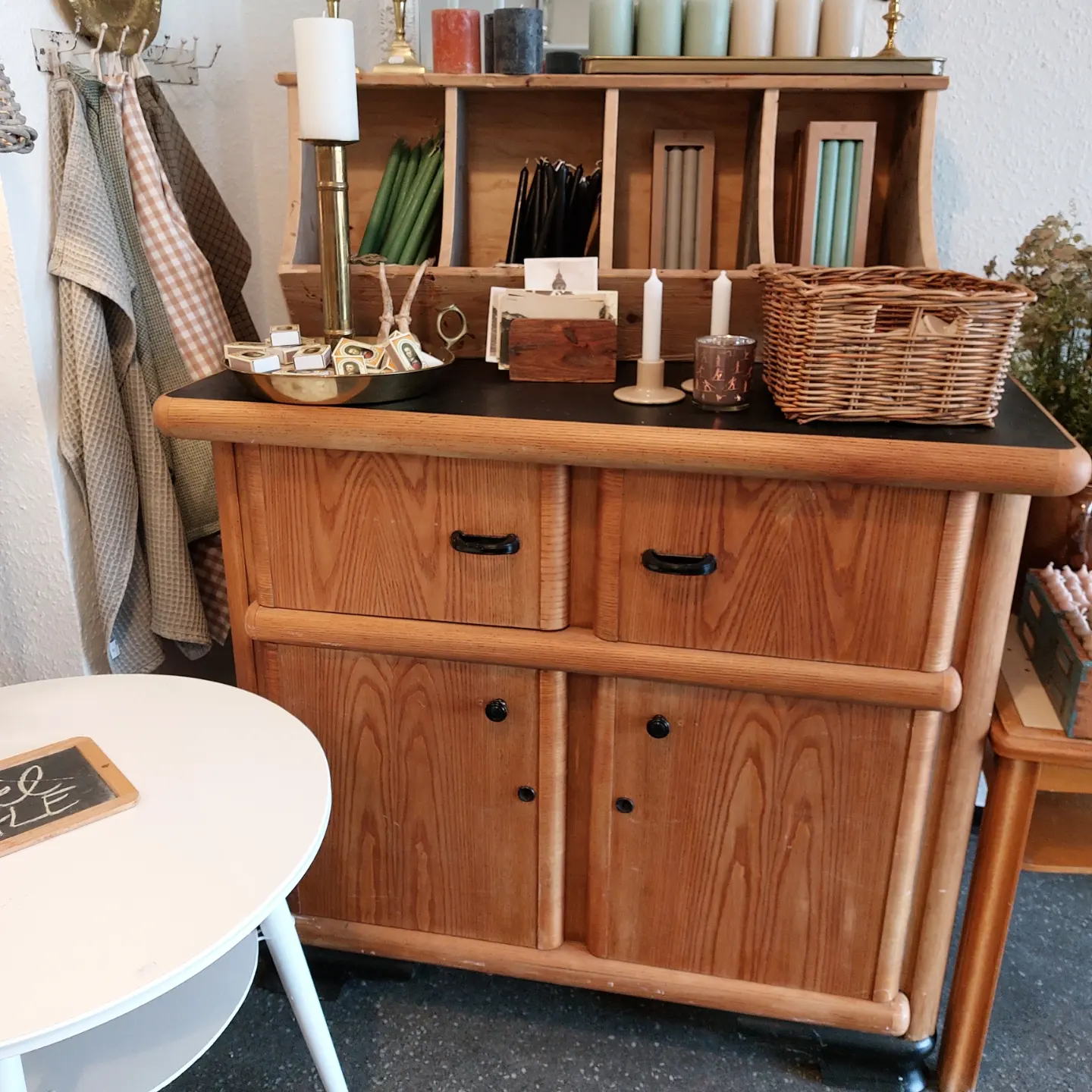 Möbel und Winterkissen SALE